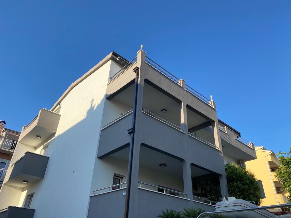 Villa Padre Podstrana Exterior photo